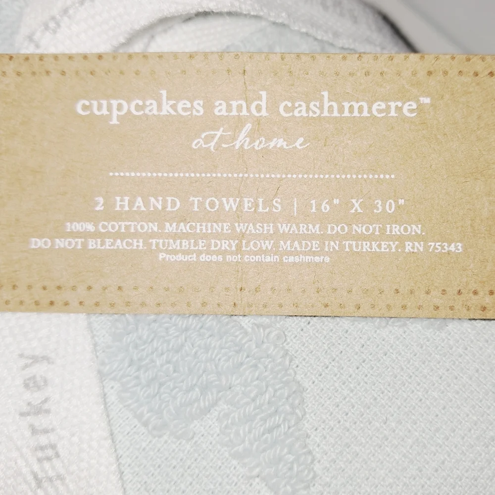 Cupcakes & Cashmere NWT Turkish Cotton Couquette Bow Hand Towels In Tonal Blue
